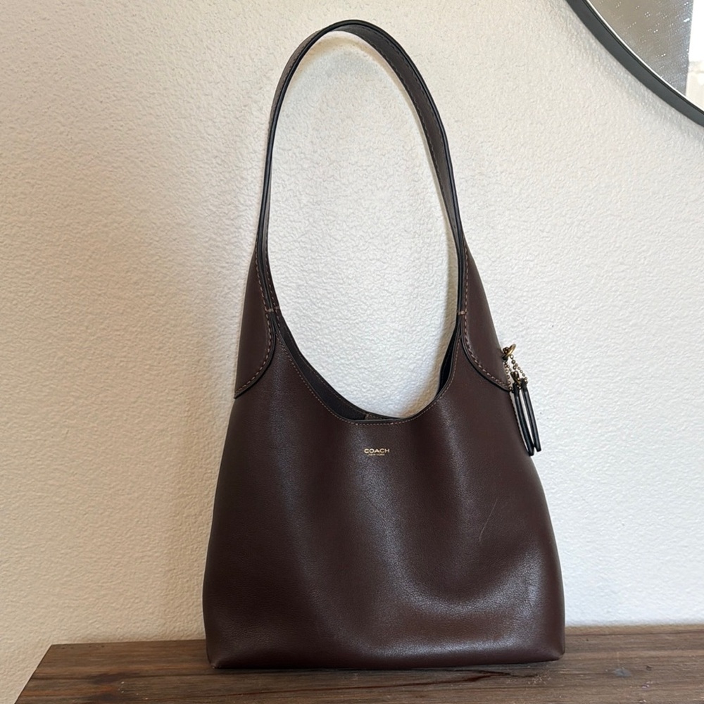 Coach Brooklyn 28 Maple/ Brass hardware